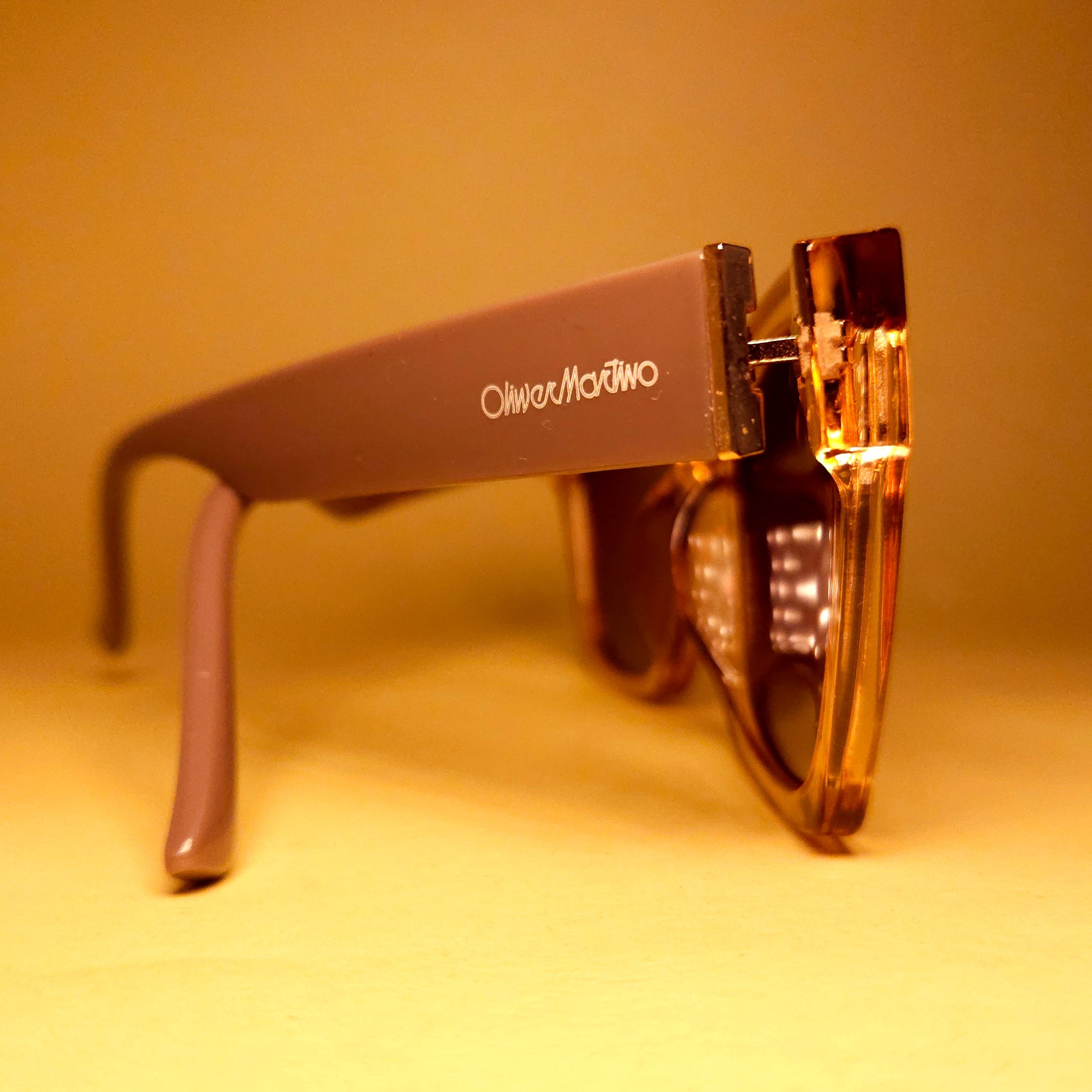 OLIWER MARTINO ECONOMY