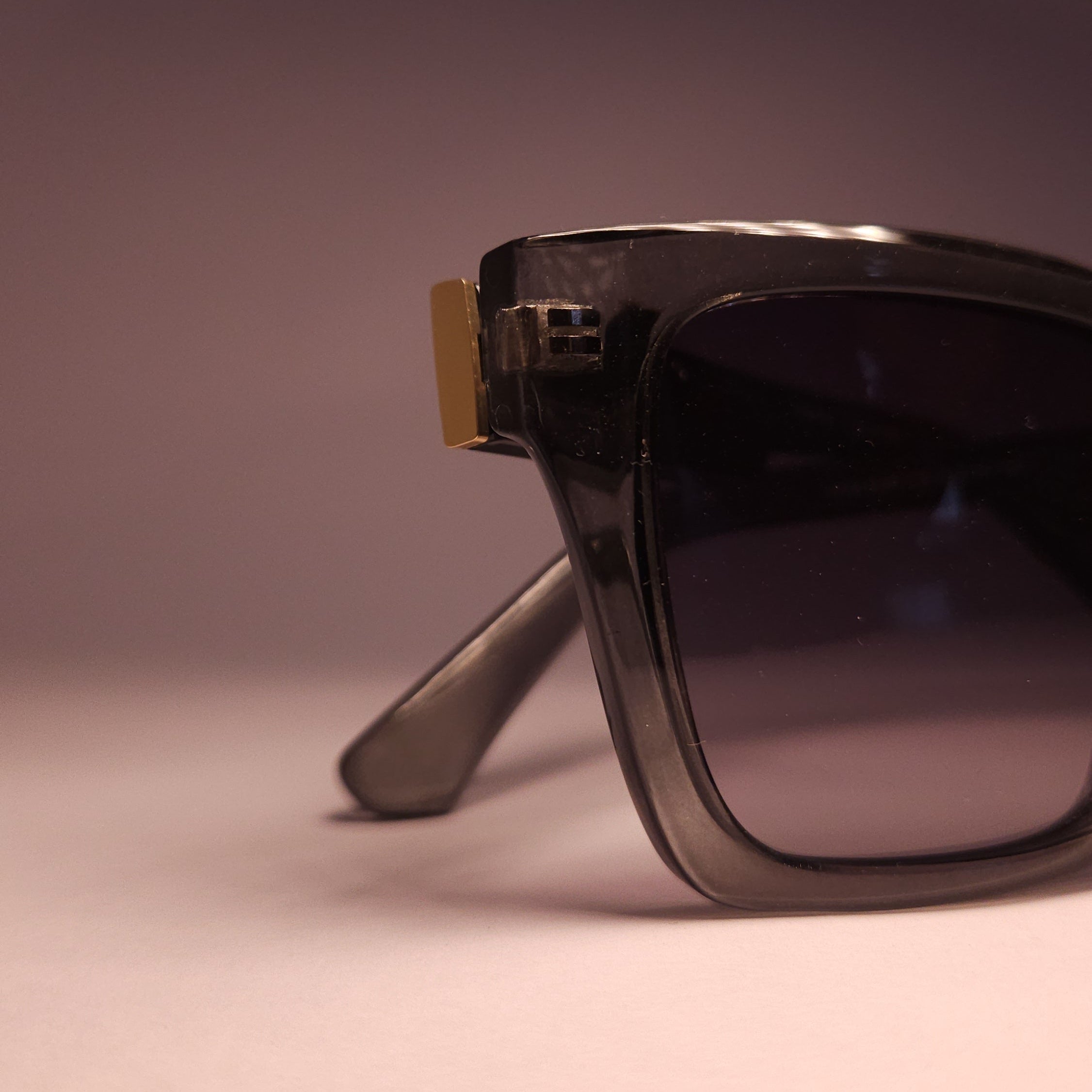 OLIWER MARTINO ECONOMY