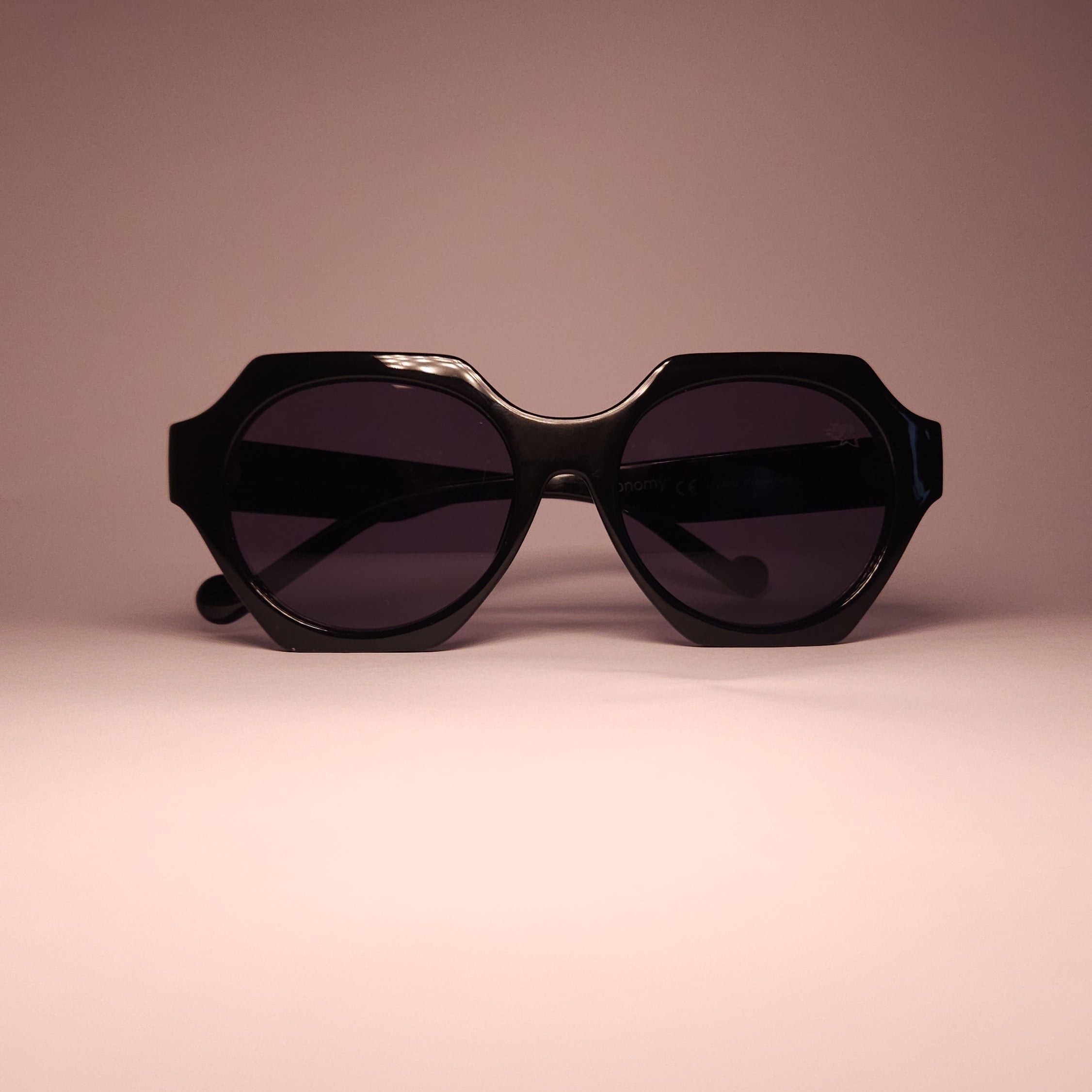 OLIWER MARTINO ECONOMY