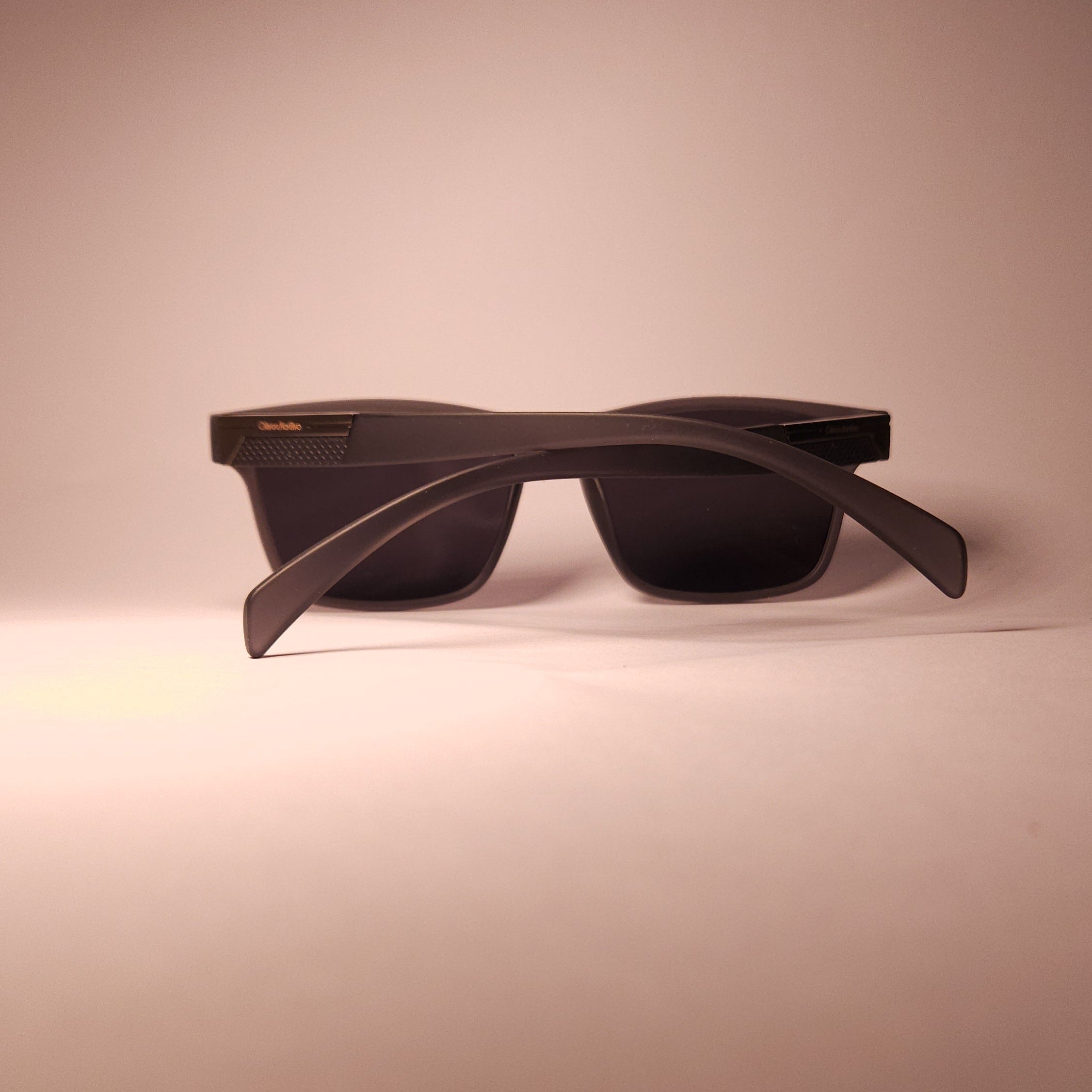 OLIWER MARTINO ECONOMY