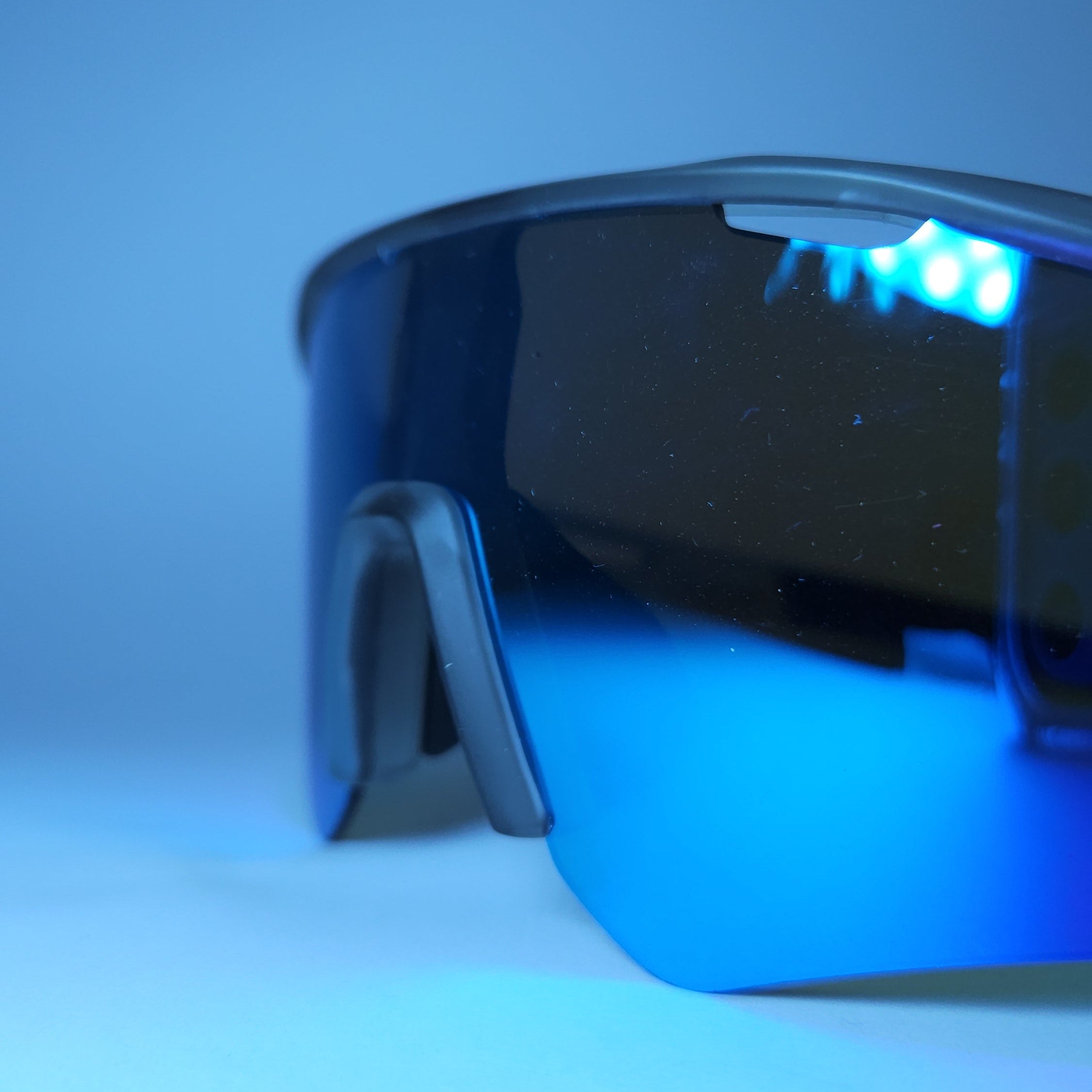 OLIWER MARTINO ECONOMY